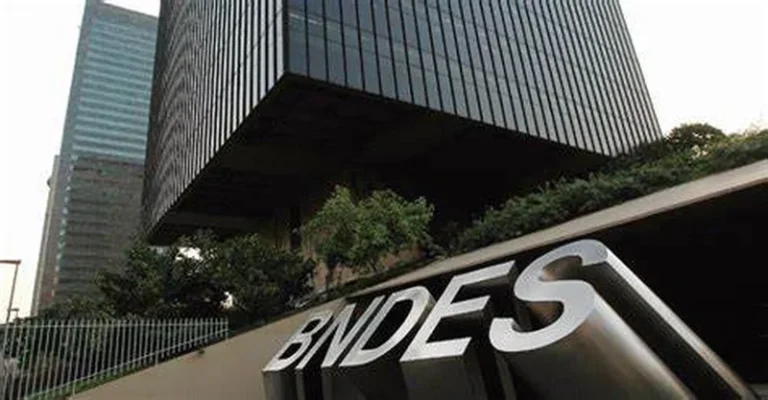 BNDES aprova R$ 729 milhões para produção de etanol de trigo no RS