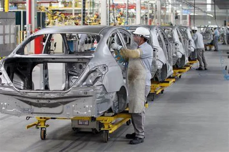 Otimismo com carro elétrico cresce no país, e setor eleva projeções de venda