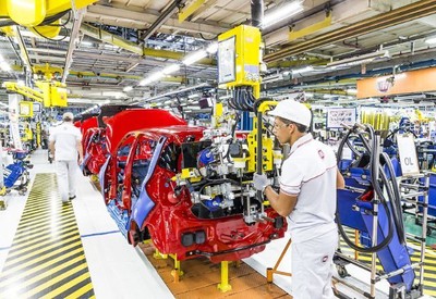 Montadoras no Brasil avaliam importar linhas de produção aposentadas pelo carro elétrico na Europa
