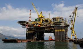 Produção nacional de petróleo e gás natural tem aumento em maio