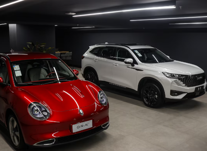 Carro elétrico: evolução rápida e concorrência chinesa aceleram desvalorização e dificultam revenda