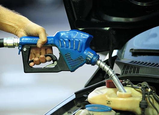 Refinaria do RN aumenta preços da gasolina e do diesel