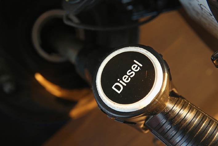 Diesel comum e S-10 atingem preços médios recordes em 2024