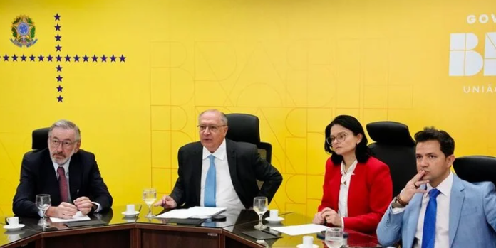 Alckmin se reúne com Raízen, JBS, Weg, Embraer e Suzano em encontro sobre tarifaço dos EUA
