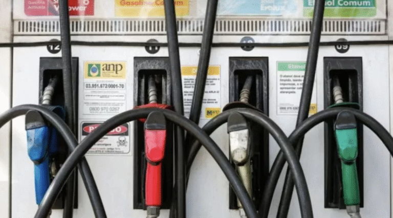 Gasolina no Brasil está 8% acima do preço internacional