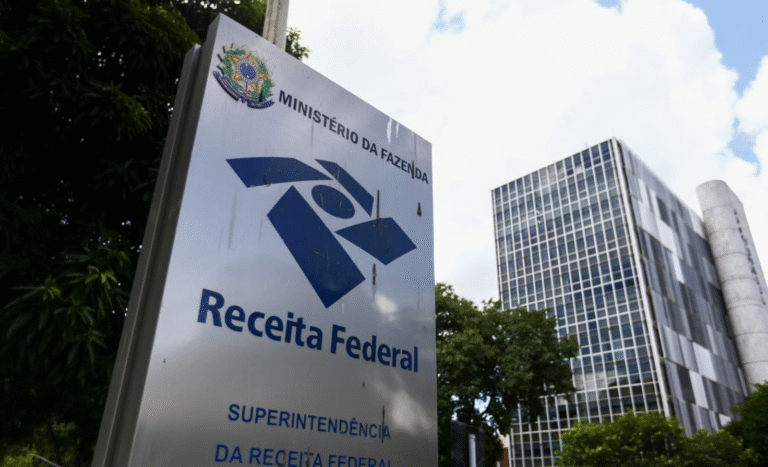 Receita Federal e ICL assinam acordo de cooperação inédito para gestão de combustíveis apreendidos