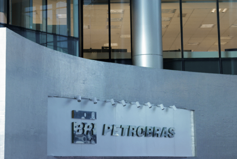 Petrobras vê sucesso exploratório em descoberta de petróleo e quer acelerar produção de baixo custo
