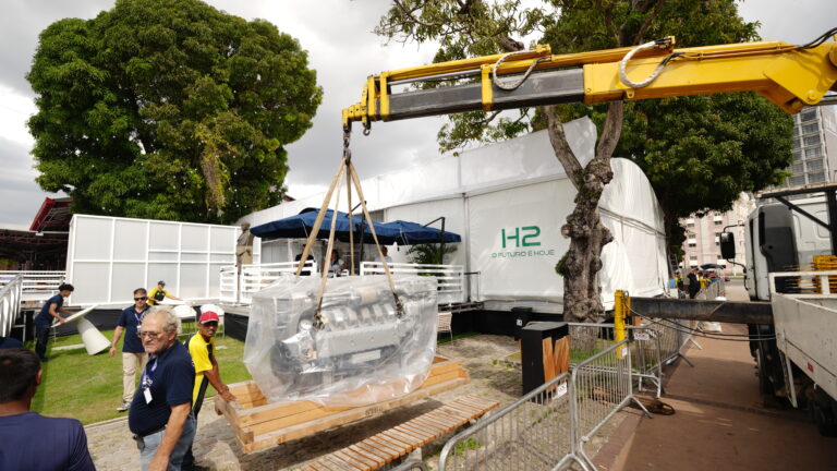 COP30: Motores de alta tecnologia e que reduzem até 80% de CO2 no setor marítimo chegam à Amazônia para exposição