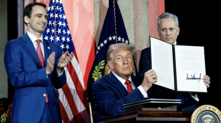 Bloqueio total de Trump à Venezuela inverte queda do preço do petróleo