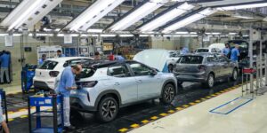 Queda nas vendas de veículos no segundo semestre assusta montadoras