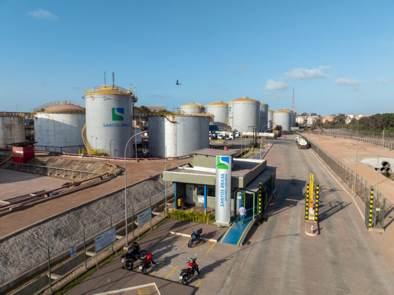 Santos Brasil recebe autorização para operar com capacidade máxima no Porto do Itaqui (MA)