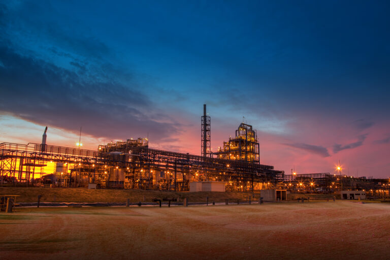 Rerrefino diminui dependência de óleo básico e economiza US$ 300 milhões