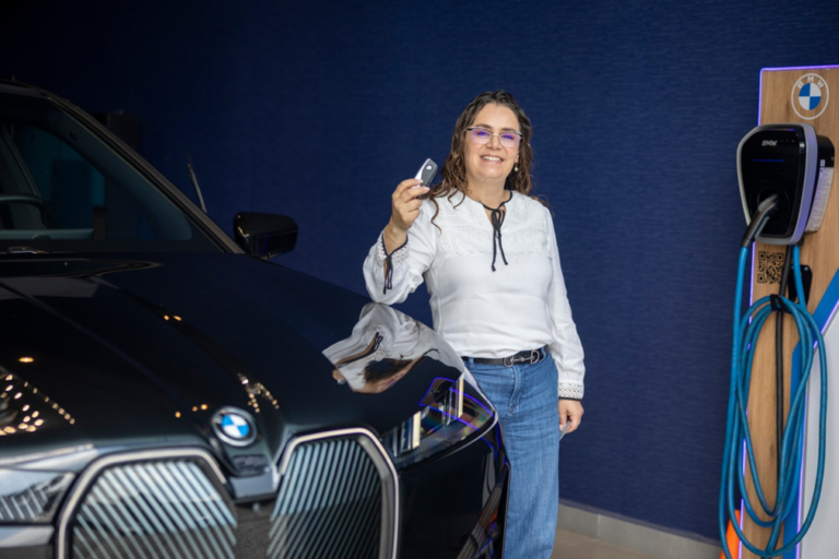 BMW Group América Latina supera 100 mil carregadores