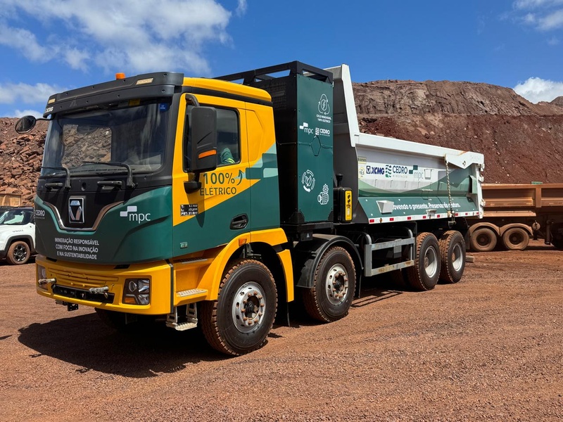 Rumo à descarbonização: Cedro inicia testes com caminhão 100% elétrico