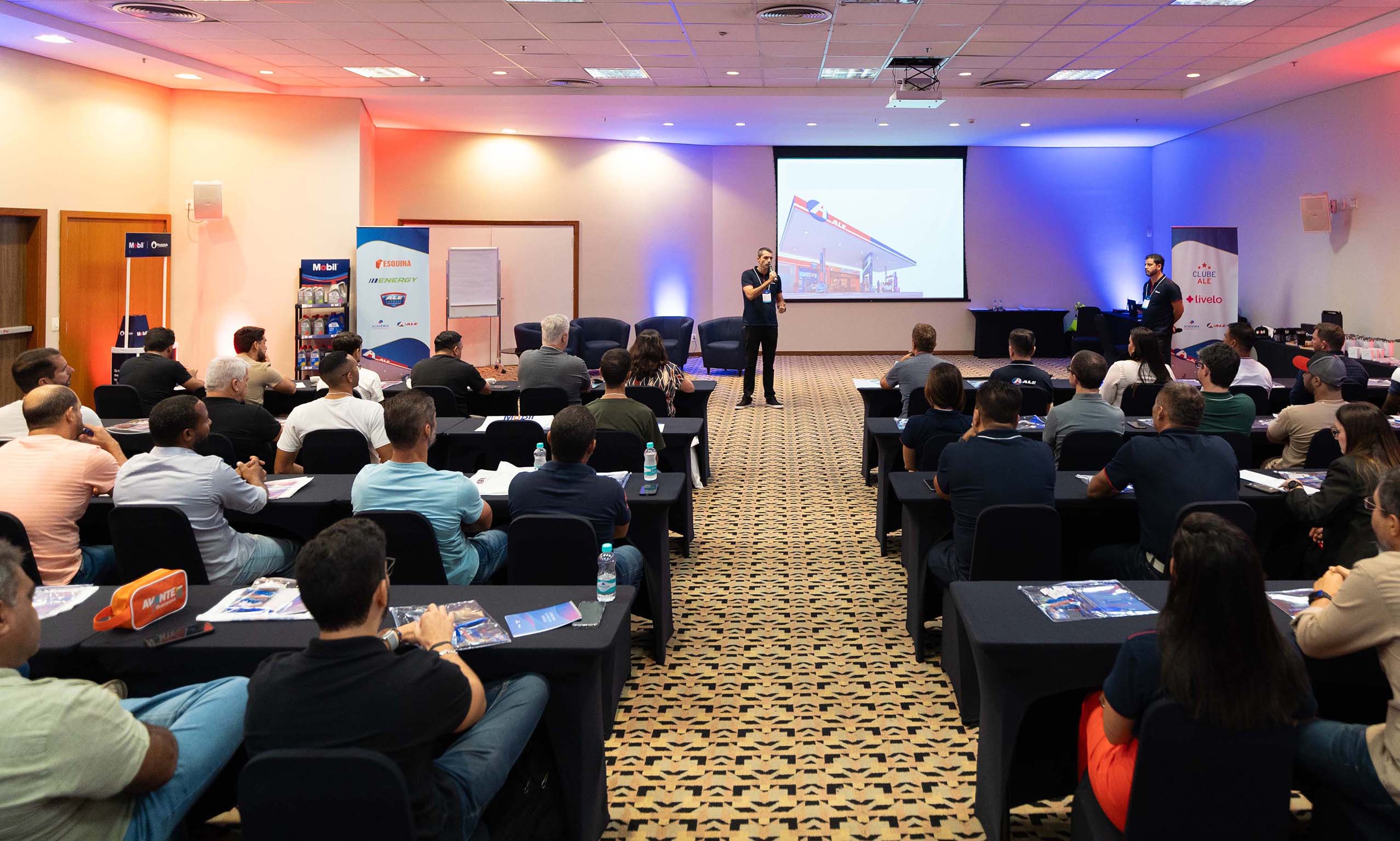 ALE Combustíveis inicia capacitação de revendedores 2026