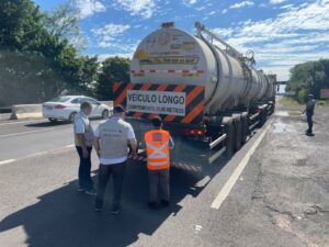 Ipem-SP fiscaliza transporte de produtos perigosos em Marília