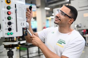 Programa oferece qualificação para o setor de óleo e gás