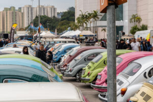 Dia Mundial do Fusca: encontro de automóveis chega a terceira edição