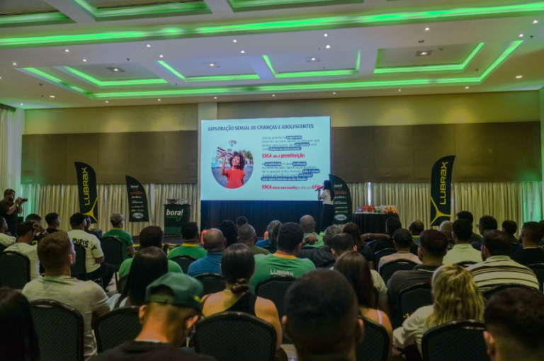 Capacitação transforma profissionais em agentes de proteção
