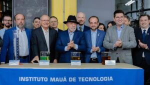 Lula acompanha testes e reforça avanço do biodiesel
