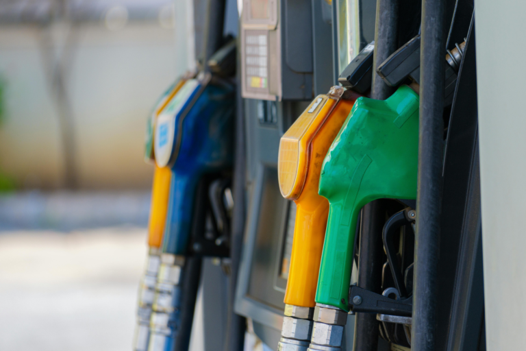 Preço do etanol atinge maior vantagem frente à gasolina desde 2018