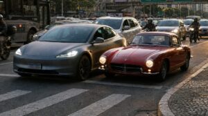 O automóvel está deixando de ser uma única indústria