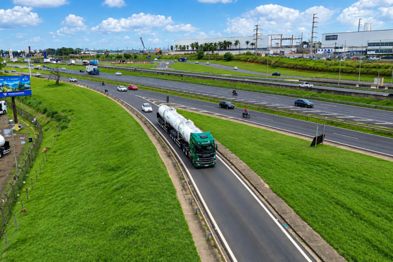 Corredor Verde inicia operação e conecta interior paulista ao Porto de Santos