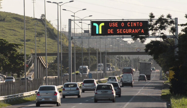 Feriado de Finados deve movimentar 3,7 milhões de veículos